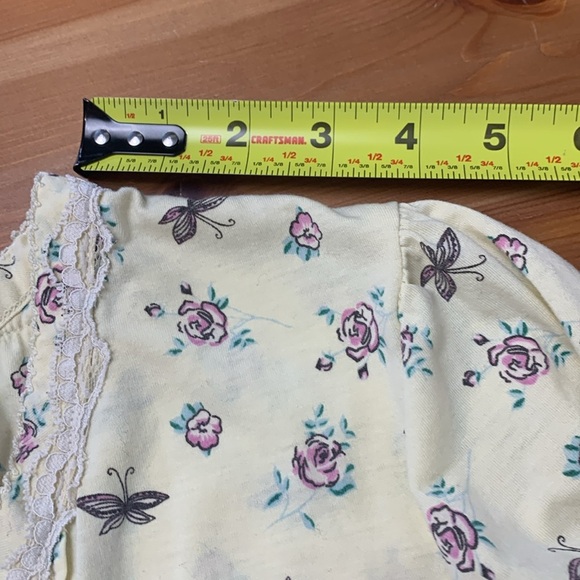 Vanity Fair Soft Pale Yellow Nightgown, Delicate Butterflies & Rises Pattern - Picture 5 of 9